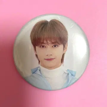 SEVENTEEN CAFE 준 캔뱃지