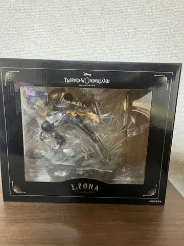트위스테 레오나 피규어