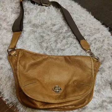 aniary 카멜 가죽 아니아리 숄더백