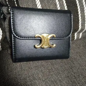 블랙 가죽 3단 폴더형 지갑