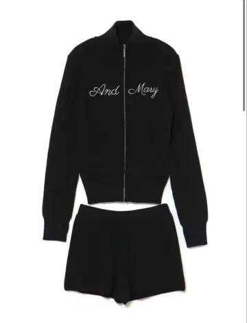 andmary Letter Mary Logo set up