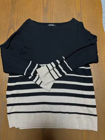 로트레아몽 니트