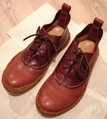 다크 브라운 가죽 캐주얼 슈즈