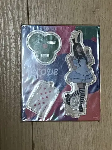 오타니 에미리 poison girl 아크릴 스탠드