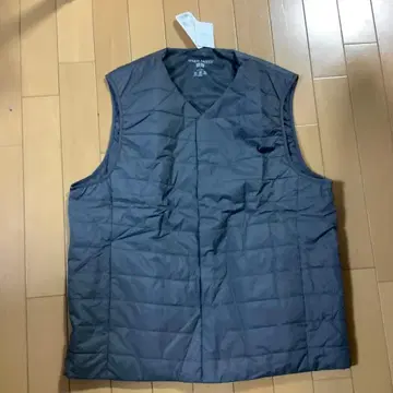 유니클로 웜 패디드 베스트