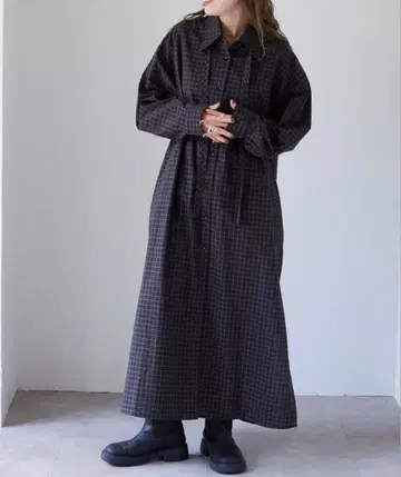 체크 보타이 롱 셔츠 원피스