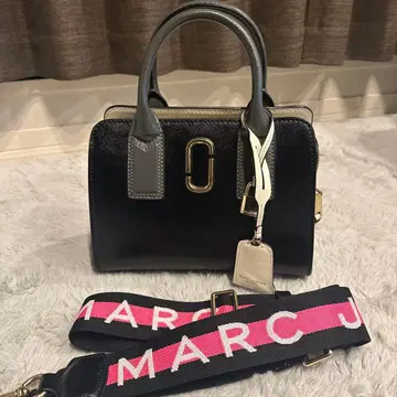 [ 새상품급! 레어 상품! ] MARC JACOBS 블랙 그레이 숄더백