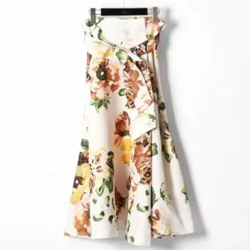 새상품급 그레이스 콘티넨탈 꽃무늬 플레어 스커트 리본 포함 캐주얼