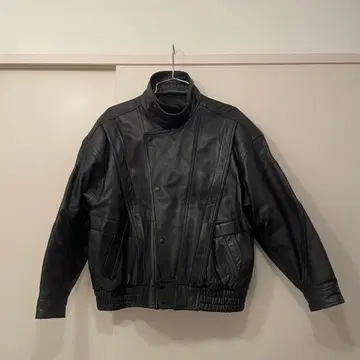 블랙 레더 자켓