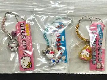 레어 지역 한정 키티 매듭 스트랩 3종 세트
