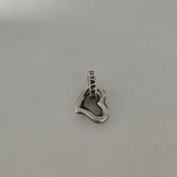 로얄오더 하트형 펜던트 탑 참