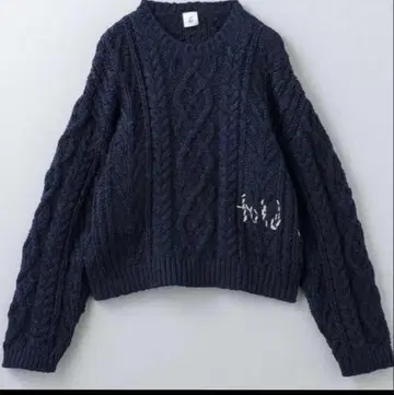 Roku 6 네이비 케이블 니트 크롭 스웨터