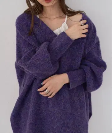 Kastane 멜란지 V넥 니트 풀오버