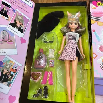 새상품 리카짱 타카라토미 에모캣 해시태그리카짱 레어