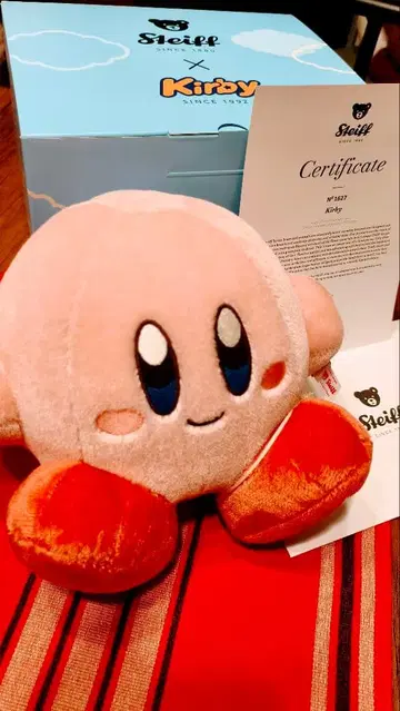 Steiff x Kirby 봉제 인형 한정판