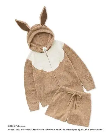 이브이 플리스 룸웨어 세트와 슬리퍼