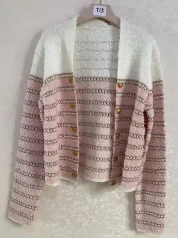 스트라이프 니트 스웨터 긴팔 화이트 핑크