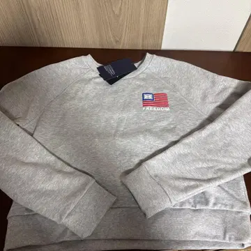 미사용 새상품 속기모 트레이너 Under Armour