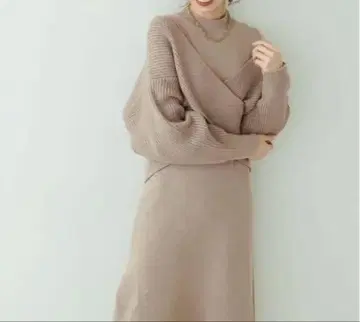 새상품급 내추럴 머리띠 크로스 니트+슬리브리스 니트 원피스 세트