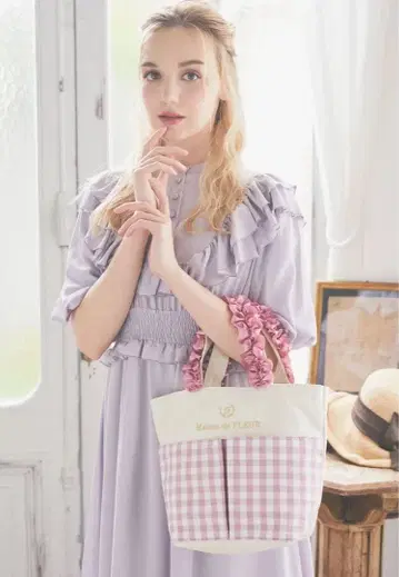 새상품 메종 드 플뢰르 깅엄 프론트 포켓 토트