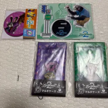 주토피아 아크릴 스탠드 거울 카라비너