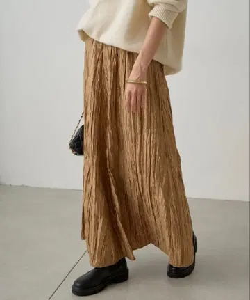 샤이니 플레어 스커트 Loungedress