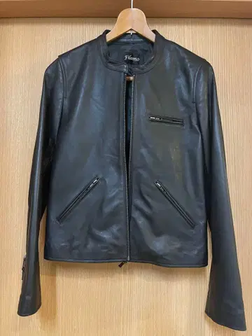 블랙 가죽 자켓