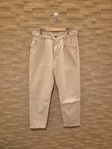 차오패닉 티피 x Lee 화이트 워크 팬츠 M 사이즈