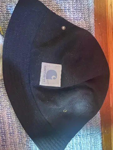 Carhartt 블랙 버킷 햇