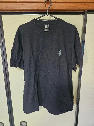 니어 오토마타 티셔츠