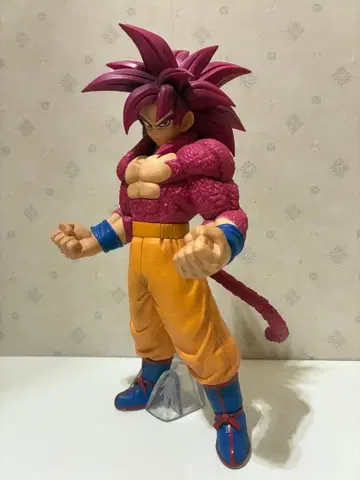 제일복권 드래곤볼 DAIMA 초사이어인 4 손오공 피규어 A상