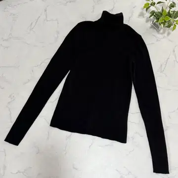 띠어리 터틀넥 니트 울 100% 리브 니트 블랙 S