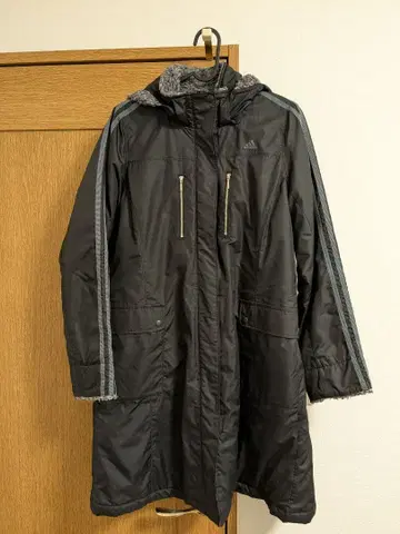 adidas 후드 부착 블랙 다운 자켓 L 벤치 코트