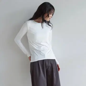 SEAROOMLYNN Smooth 패드 in 크루넥 상의