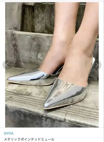 [ GYDA ] 메탈릭 포인티드 뮬 M