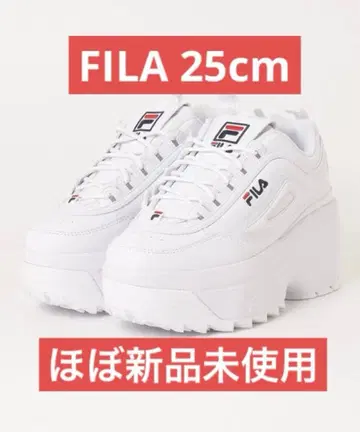 FILA 통굽 화이트 스니커즈 25cm