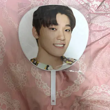 SEVENTEEN DINO 디노 부채 2016