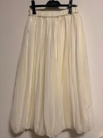 어반 리서치 튤 벌룬 스커트