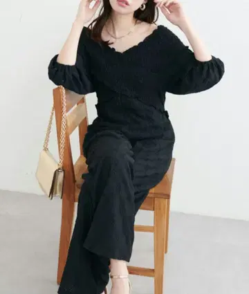 natural couture 컷 레이스 프론트 크로스 오버롤 올인원