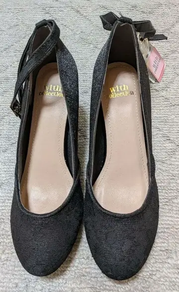 with collection 블랙 스트랩 펌프스