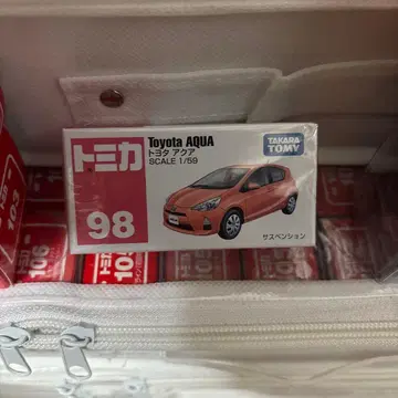 단종 토미카 98 도요타 아쿠아 미사용