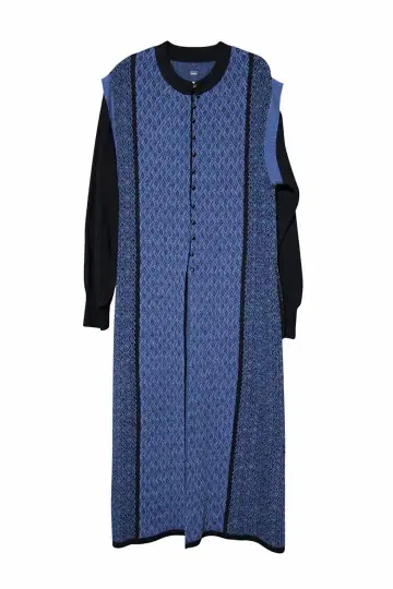 [ 미사용 새상품 ] BITTOKO 버튼 달린 롱 기장 니트 원피스