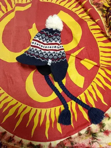 네이비 페어아일 패턴 니트 캡