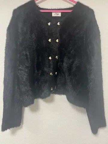 myu 퍼 소재 블랙 가디건