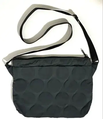 Plantation 플랜테이션 사코슈 도트 카키