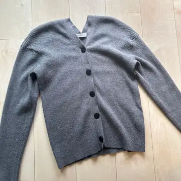 emmi 가디건 니트 레이온 v넥 상의 그레이