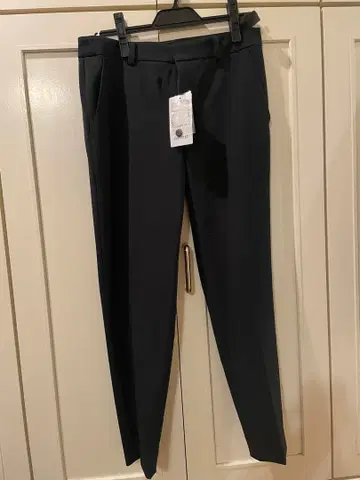 UNTITLED 블랙 슬랙스 택 포함 미사용 새상품