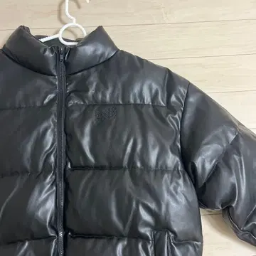 블랙 합성 피혁 다운 자켓