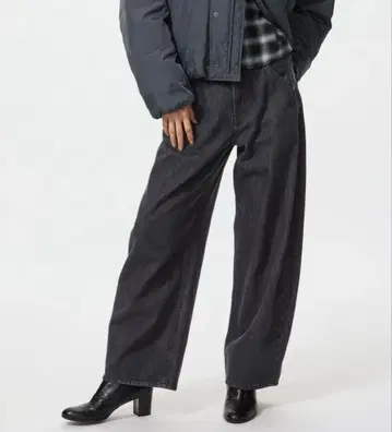 UNIQLO 배기 커브 청바지 24 새상품급