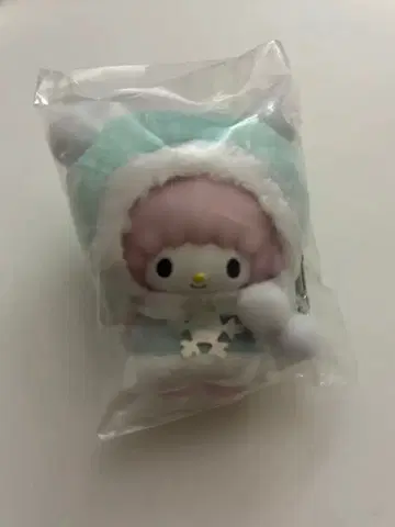 산리오 치비토모 눈의 정령 마이 스위트 피아노 키링